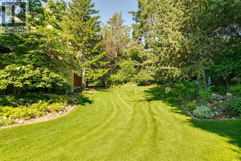 Single Family House Bungalow for Sale in  Eagle Ridge Place SW Eagle Ridge Calgary 