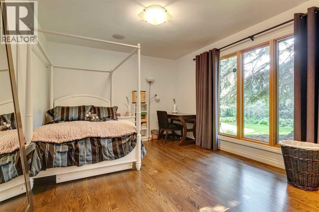 Single Family House Bungalow for Sale in  Eagle Ridge Place SW Eagle Ridge Calgary 