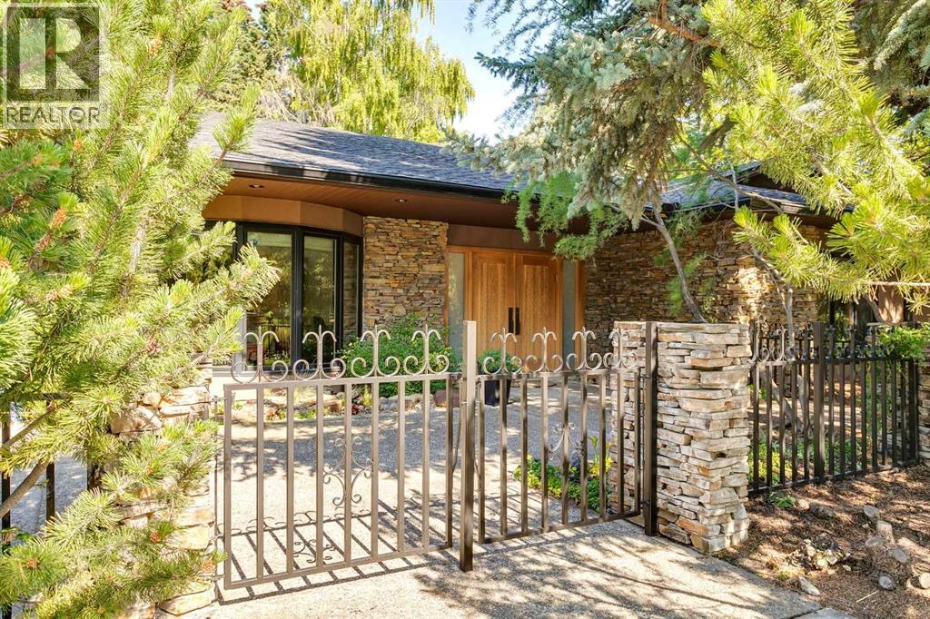 Single Family House Bungalow for Sale in  Eagle Ridge Place SW Eagle Ridge Calgary 