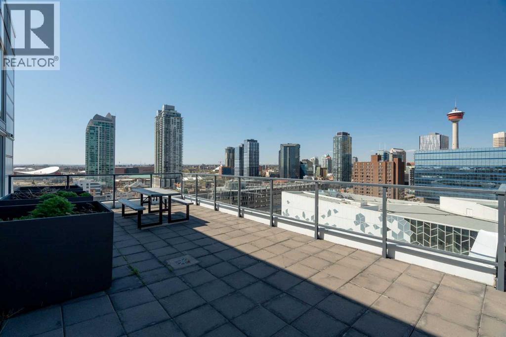 
          450 8 Avenue Southeast
            <br/>
            <span>Calgary</span>
            , 
            <span>AB</span>
             <span>T2G1T2</span>
         - Photo 35