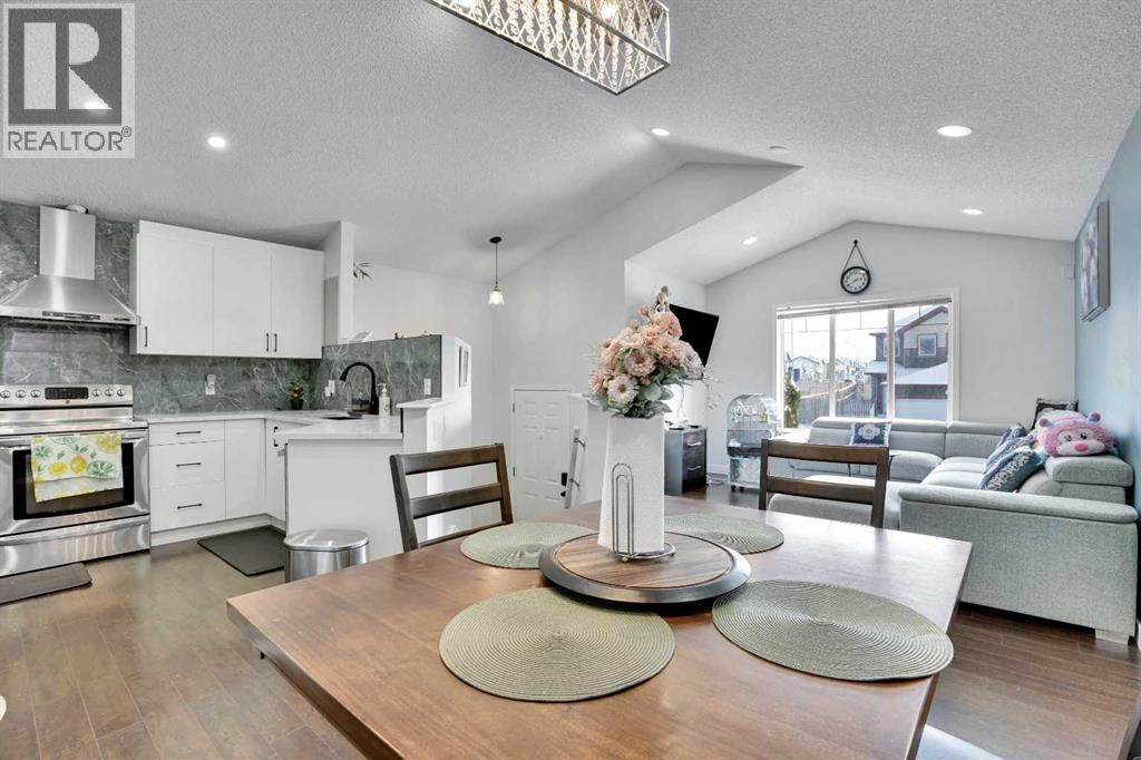 Single Family House 4 Level for Sale in  Saddlecrest Close NE Saddle Ridge Calgary 