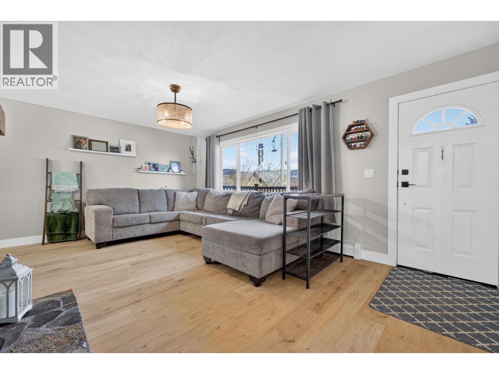 7312 Fintry Delta Road, Kelowna