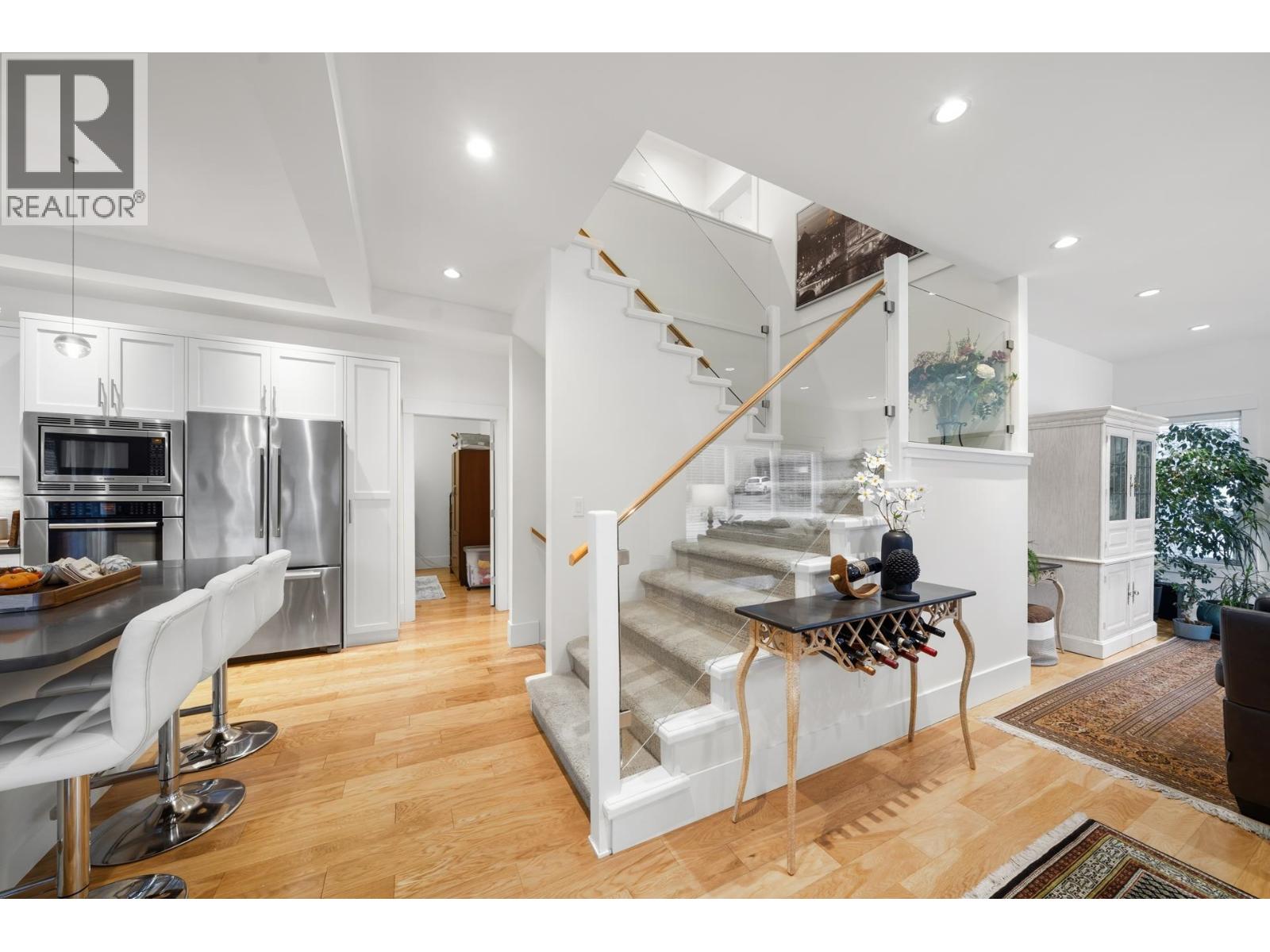 87 3295 SUNNYSIDE ROAD, Anmore