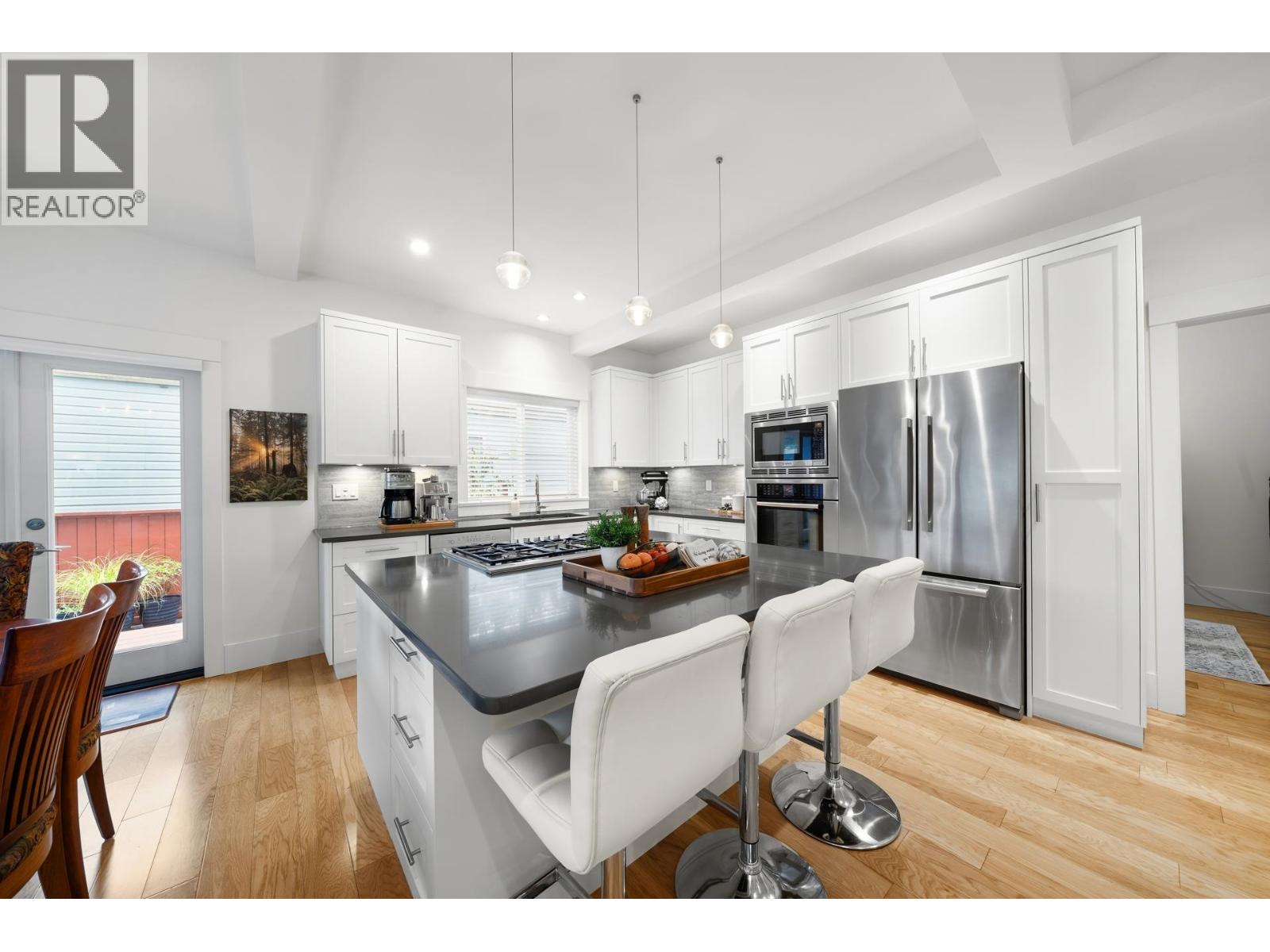 87 3295 SUNNYSIDE ROAD, Anmore