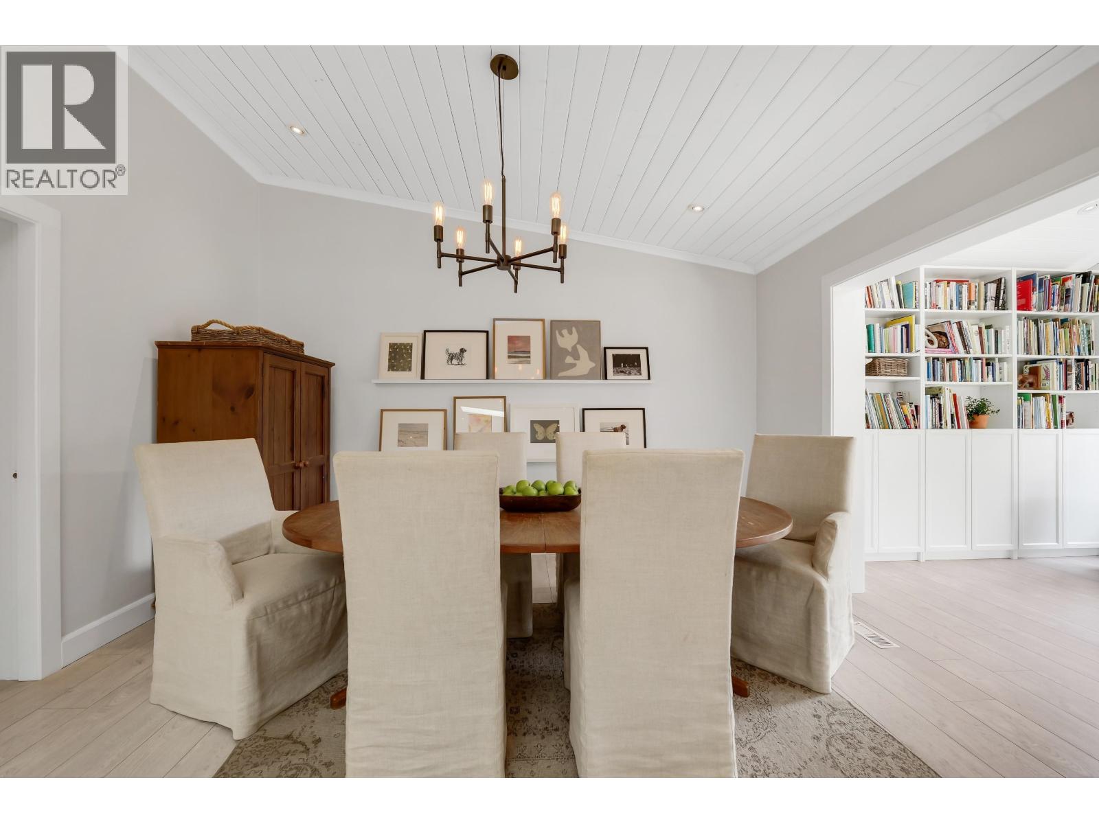 1518 EAGLE RUN DRIVE, Squamish