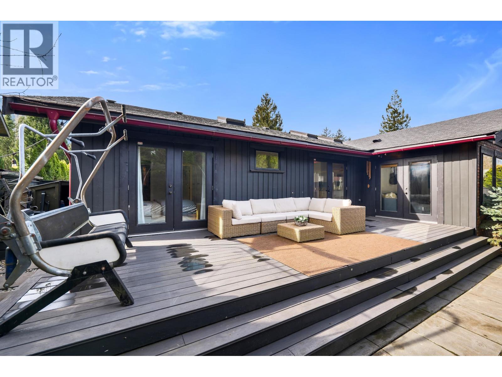 1518 EAGLE RUN DRIVE, Squamish