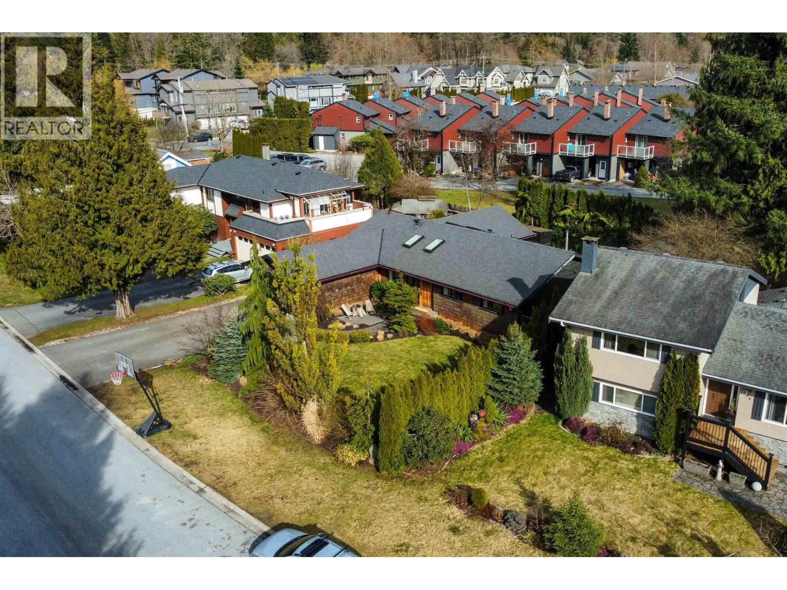1518 EAGLE RUN DRIVE, Squamish
