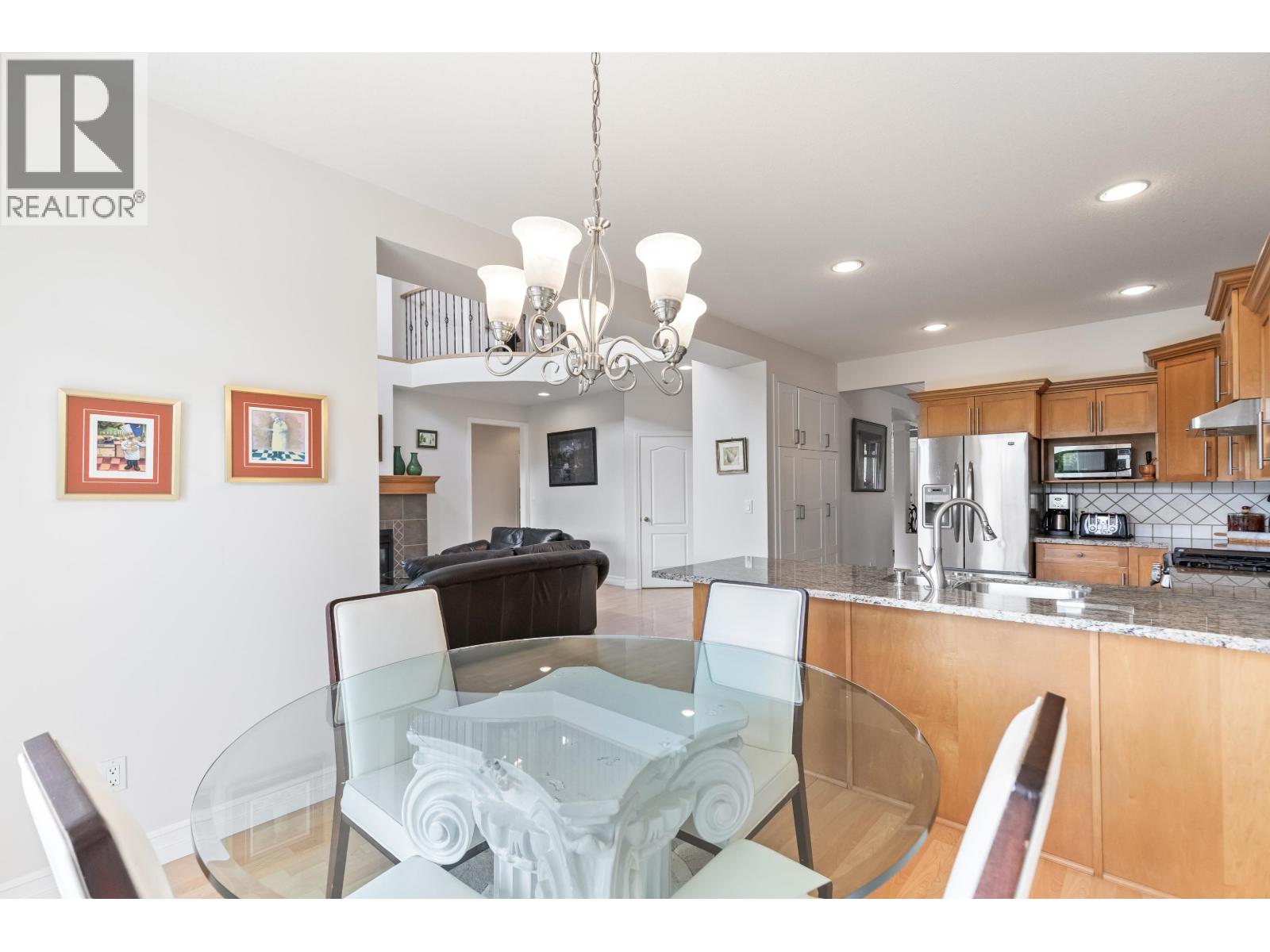11728 CREEKSIDE STREET, Maple Ridge