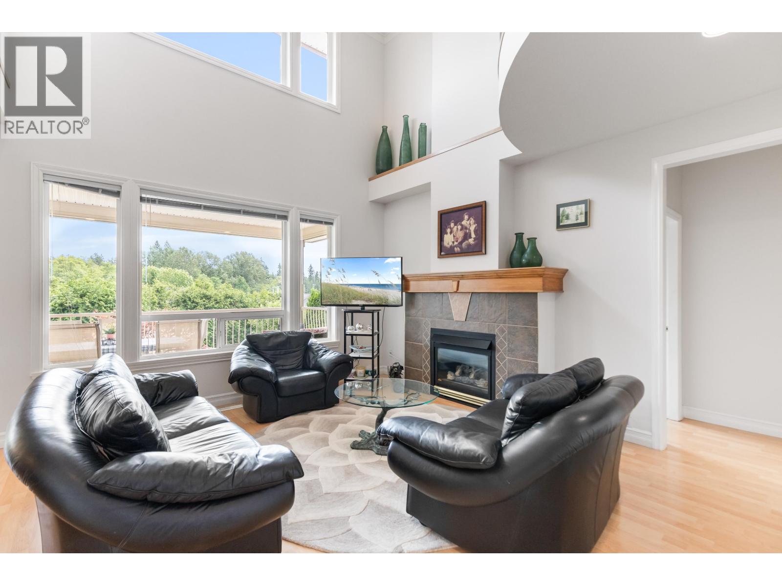 11728 CREEKSIDE STREET, Maple Ridge