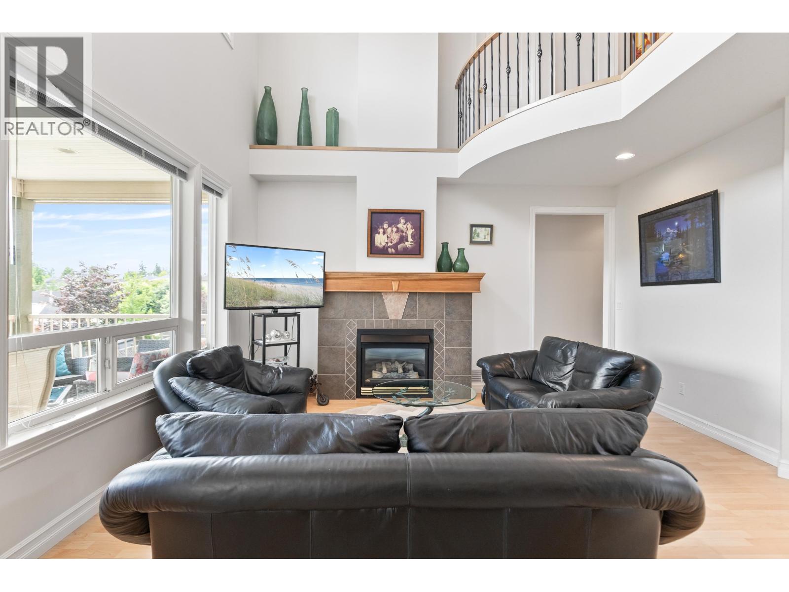 11728 CREEKSIDE STREET, Maple Ridge