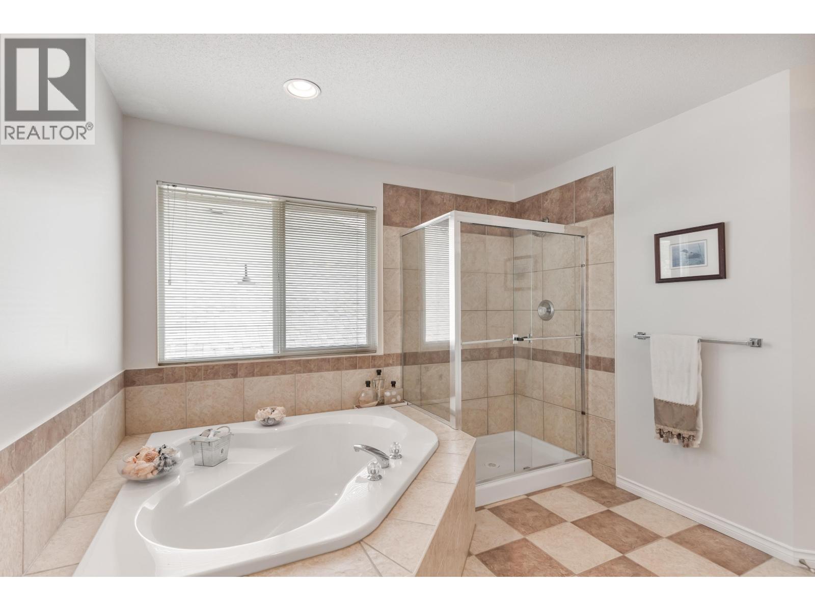 11728 CREEKSIDE STREET, Maple Ridge