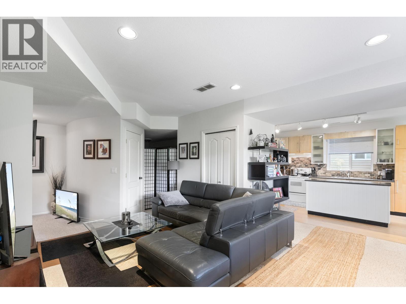 11728 CREEKSIDE STREET, Maple Ridge
