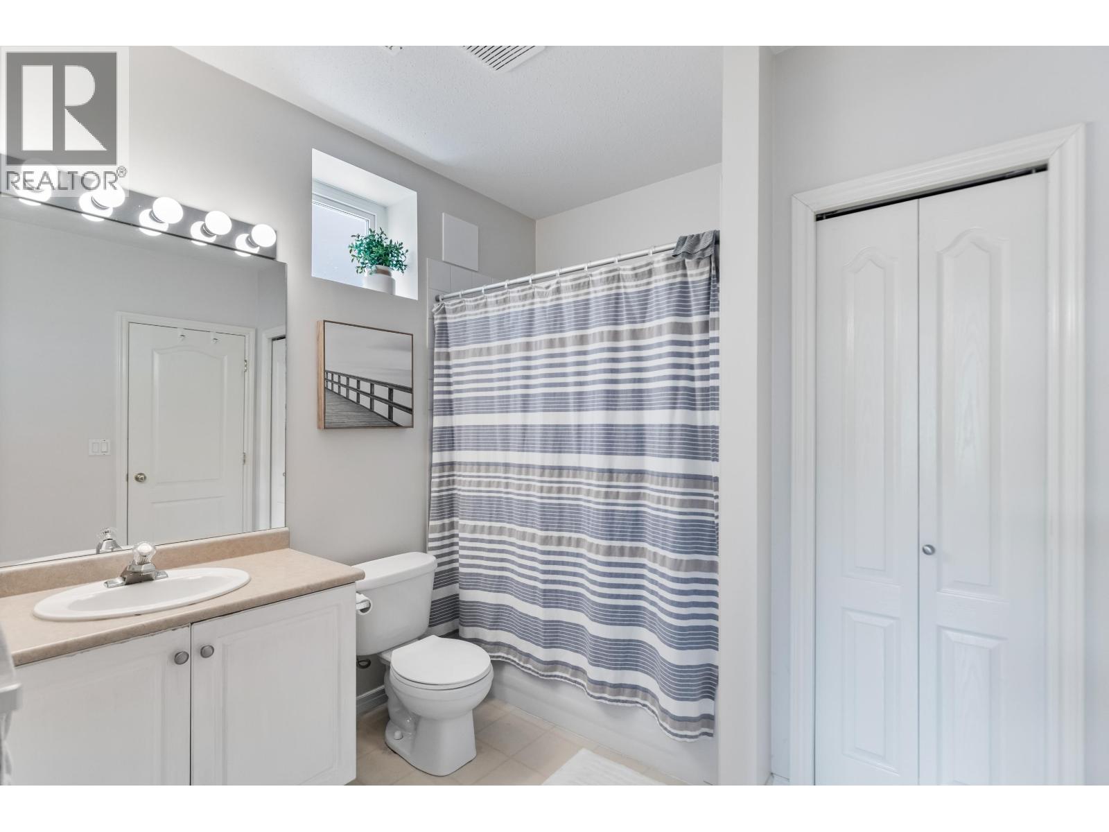 11728 CREEKSIDE STREET, Maple Ridge