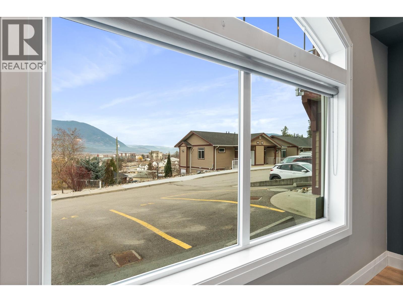 37 1070 1 Street Southeast, Salmon Arm