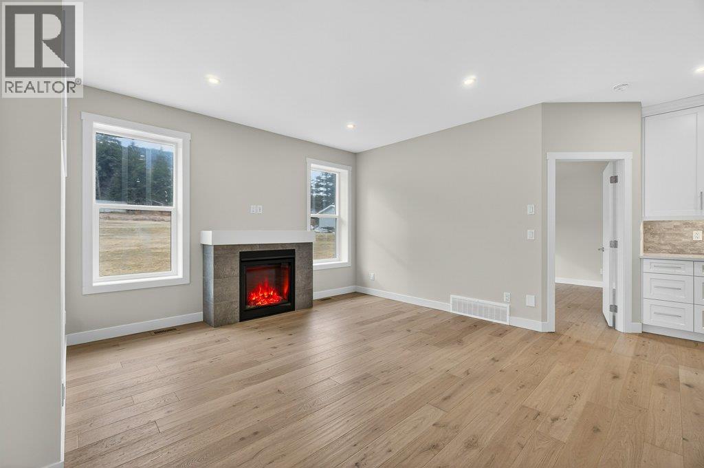 1840 10 Street SW Unit# 22, Salmon Arm