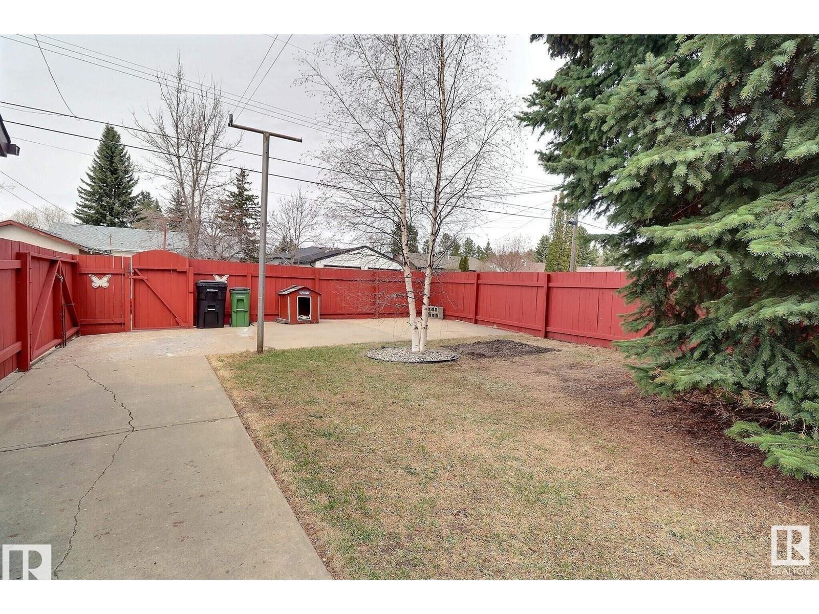 Single Family House Bungalow for Sale in   AV NW NW Edmonton 