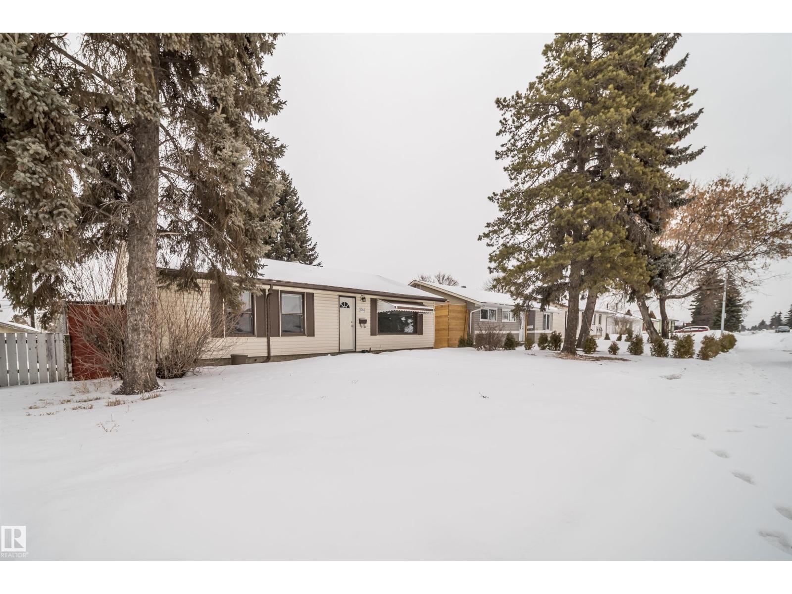 Single Family House Bungalow for Sale in   AV NW NW Edmonton 