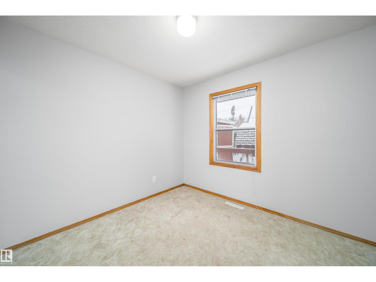 Single Family House Bungalow for Sale in   AV NW NW Edmonton 