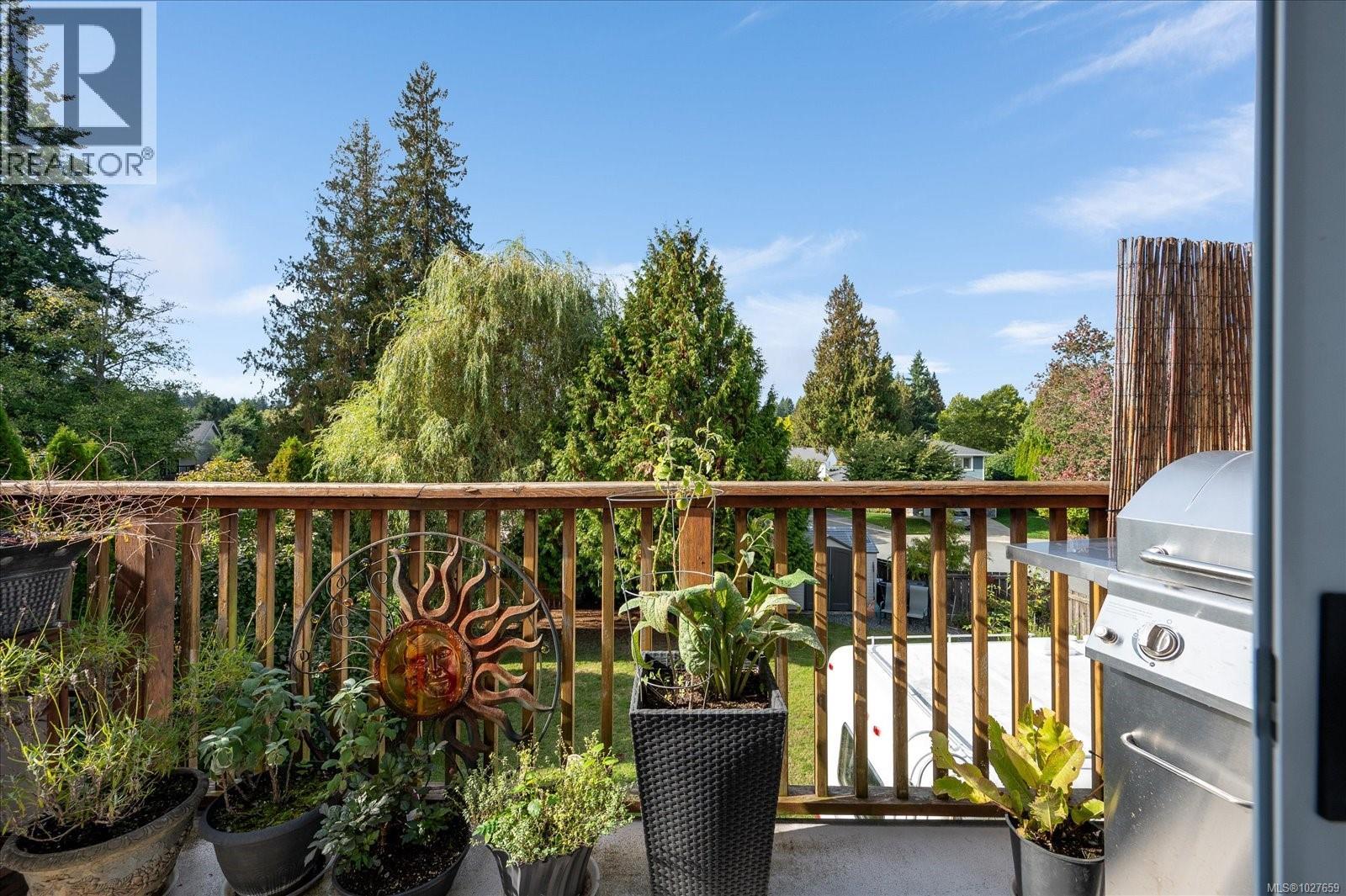 5853 Tweedsmuir Cres, Nanaimo