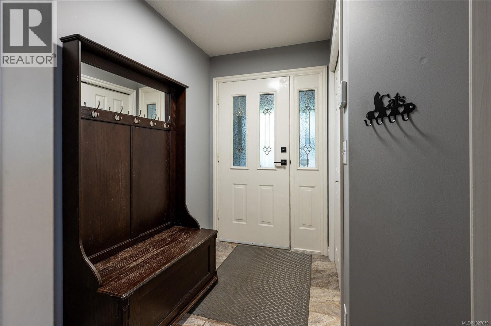 5853 Tweedsmuir Cres, Nanaimo