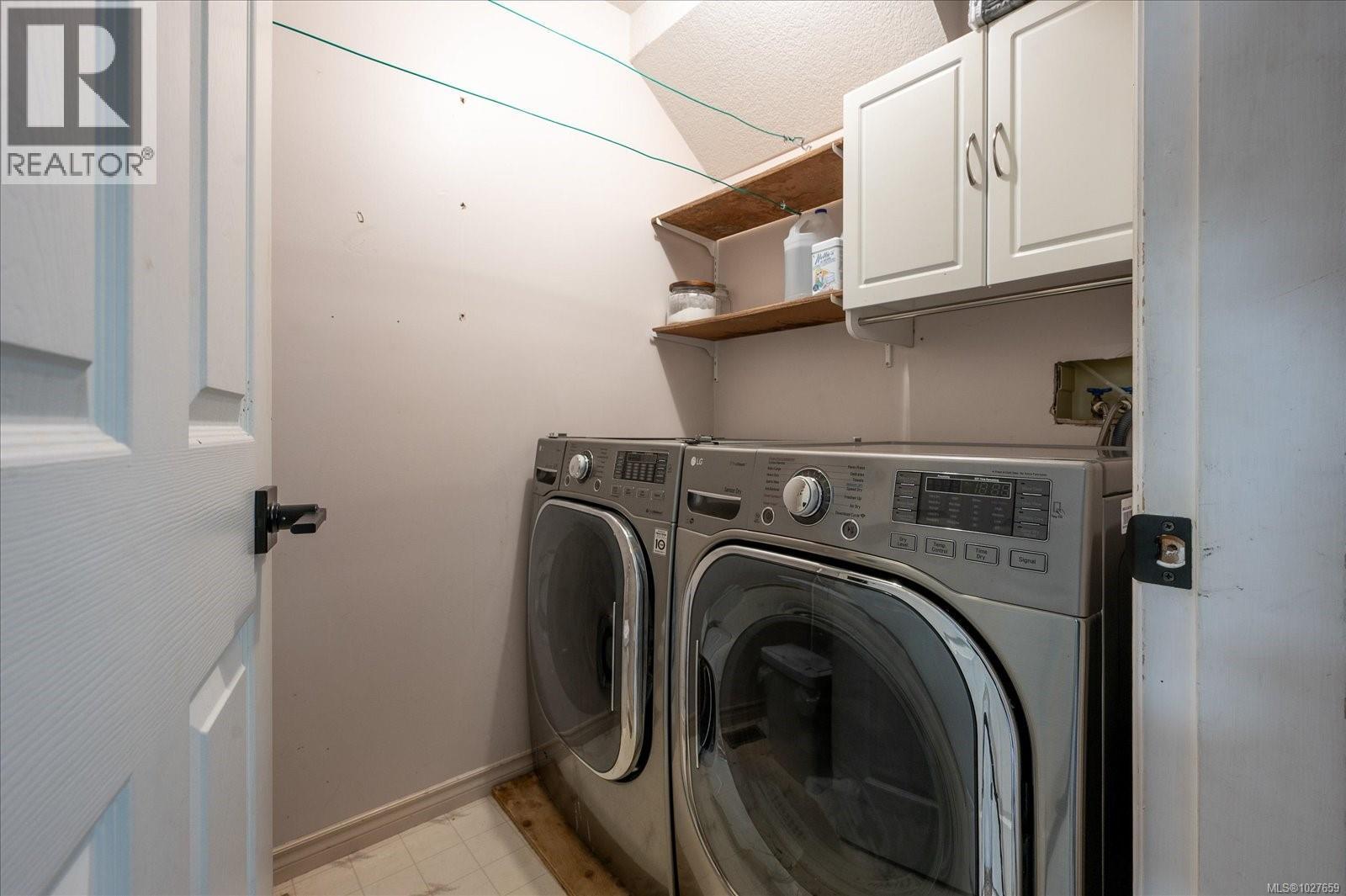 5853 Tweedsmuir Cres, Nanaimo