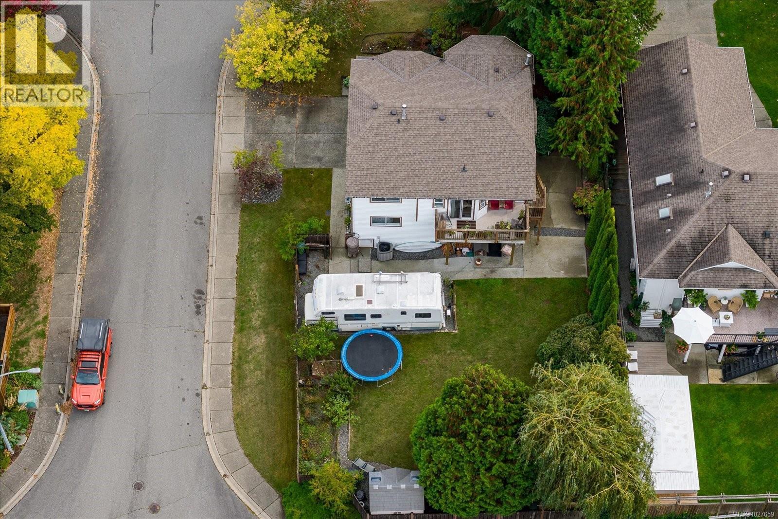 5853 Tweedsmuir Cres, Nanaimo