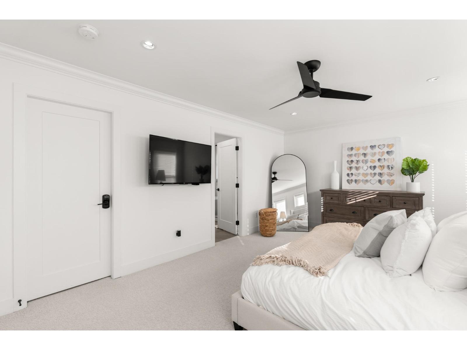 17366 0B AVENUE, Surrey