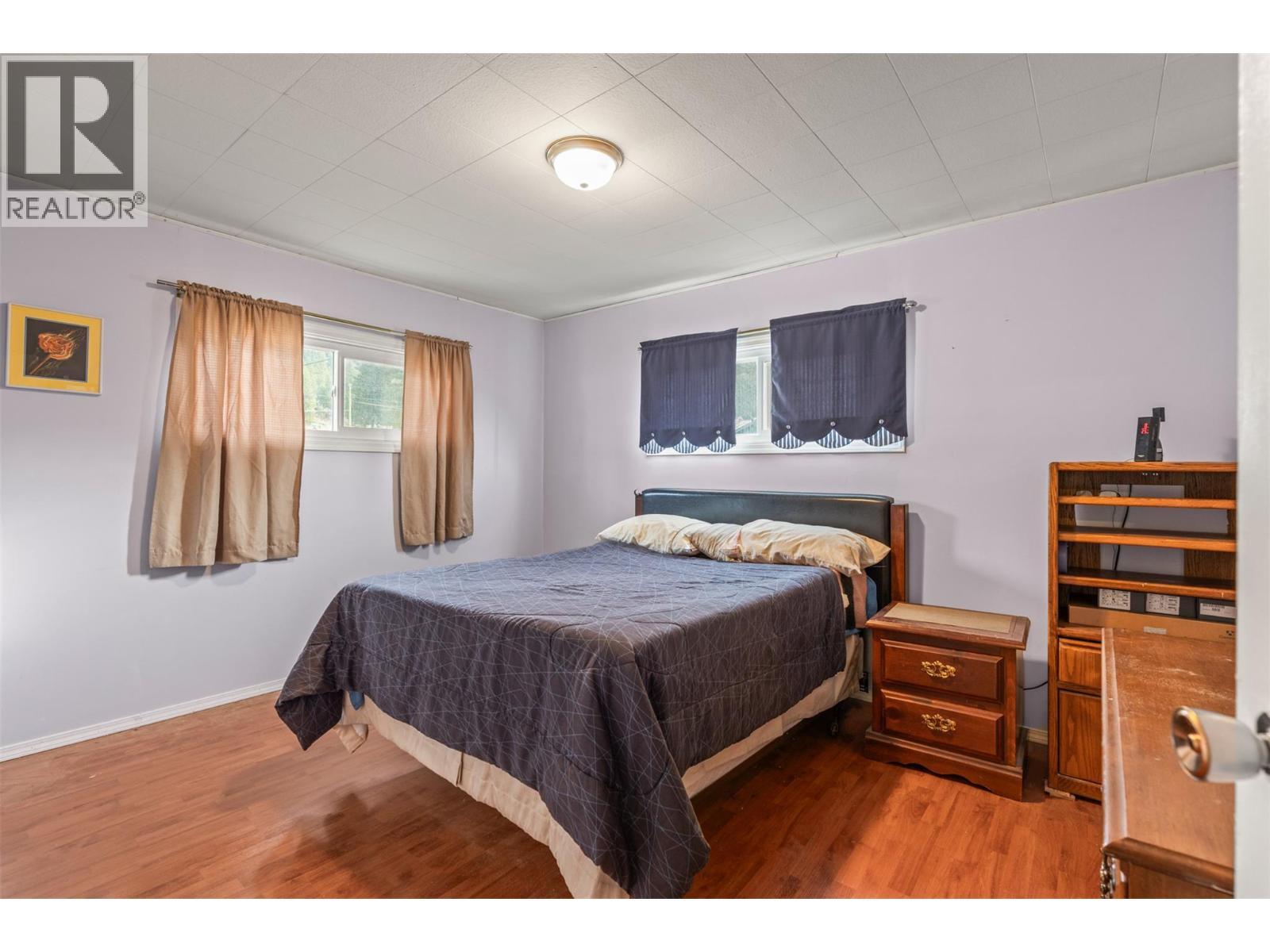 5714 Ponderosa Road, Falkland