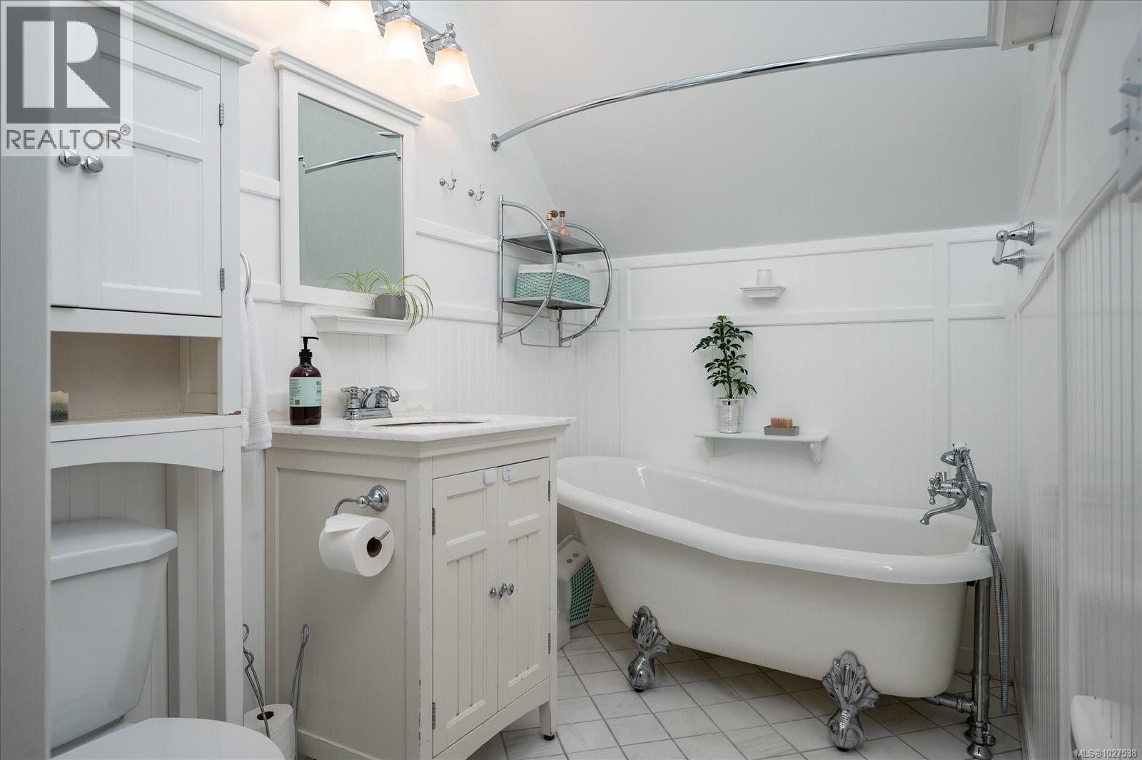 6580 PHANTOM RD - 42