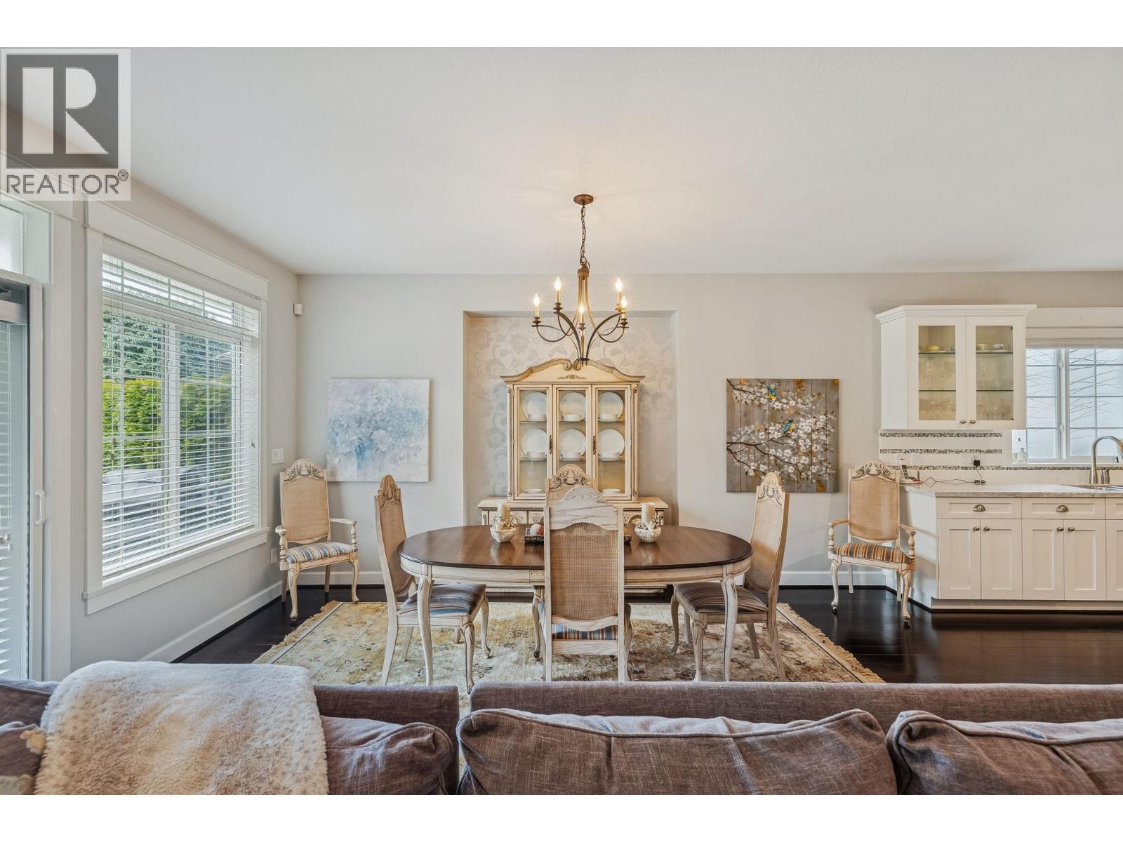 5104 44B Avenue, Delta