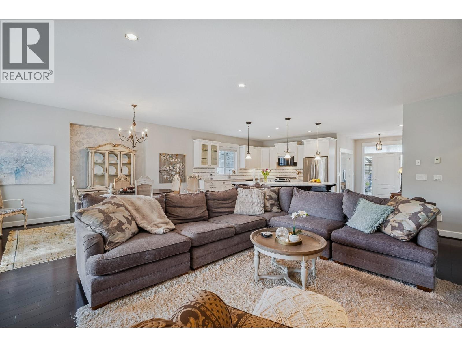 5104 44B Avenue, Delta