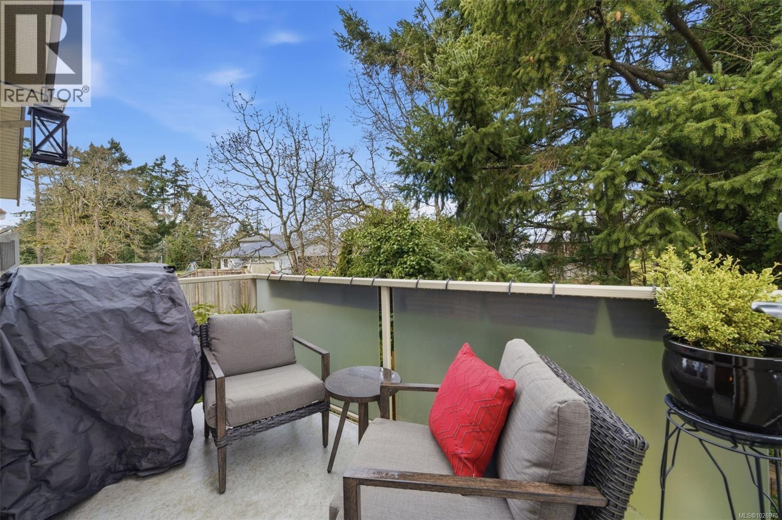 75 850 Parklands Drive, Esquimalt