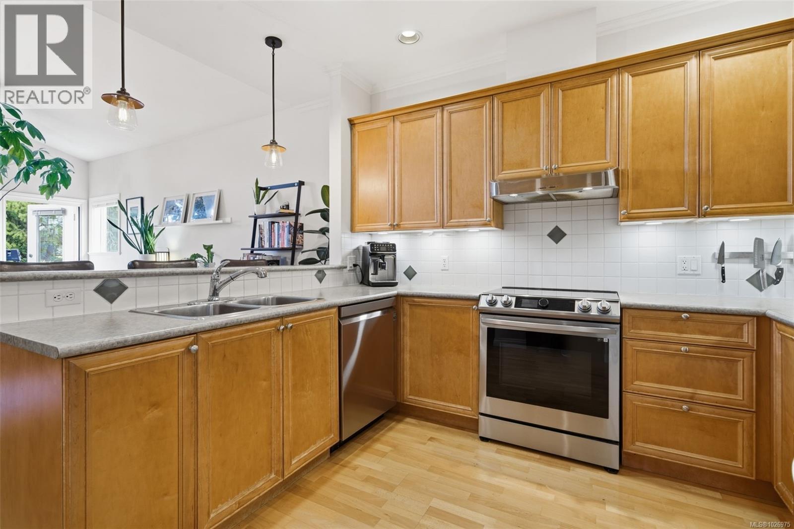 75 850 Parklands Drive, Esquimalt