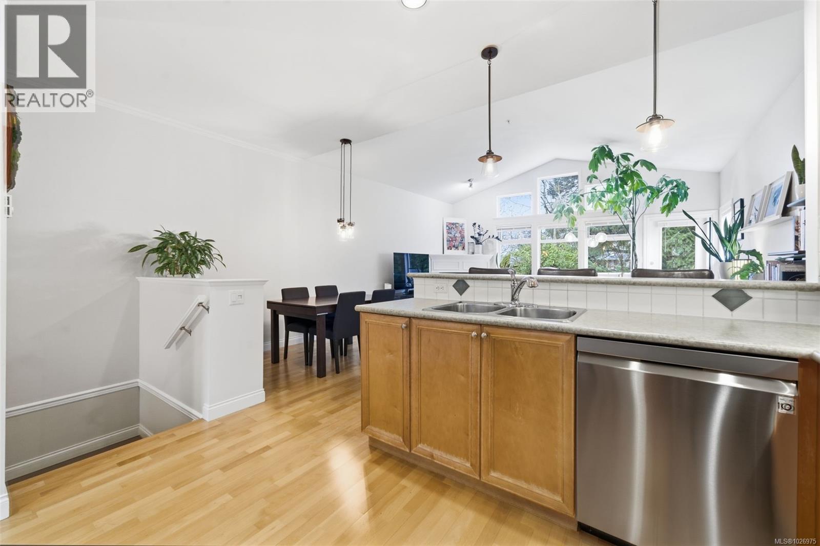 75 850 Parklands Drive, Esquimalt