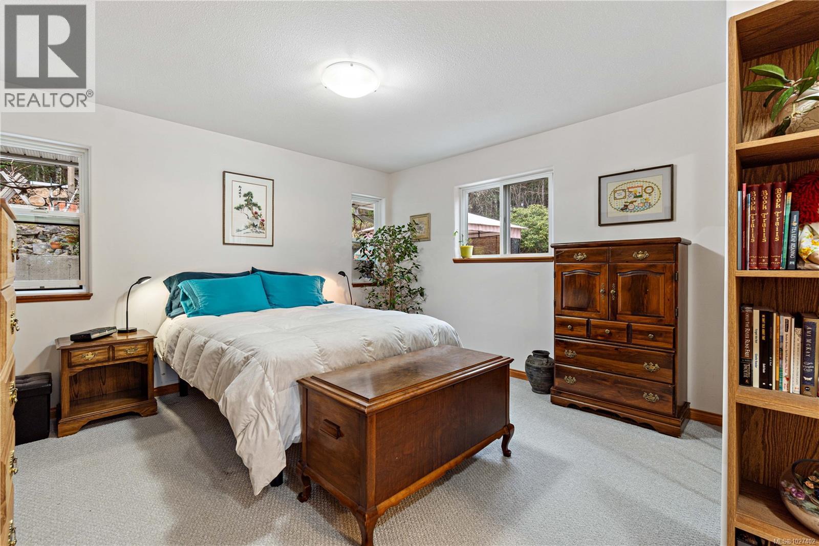 1990 Rena Rd, Nanoose Bay