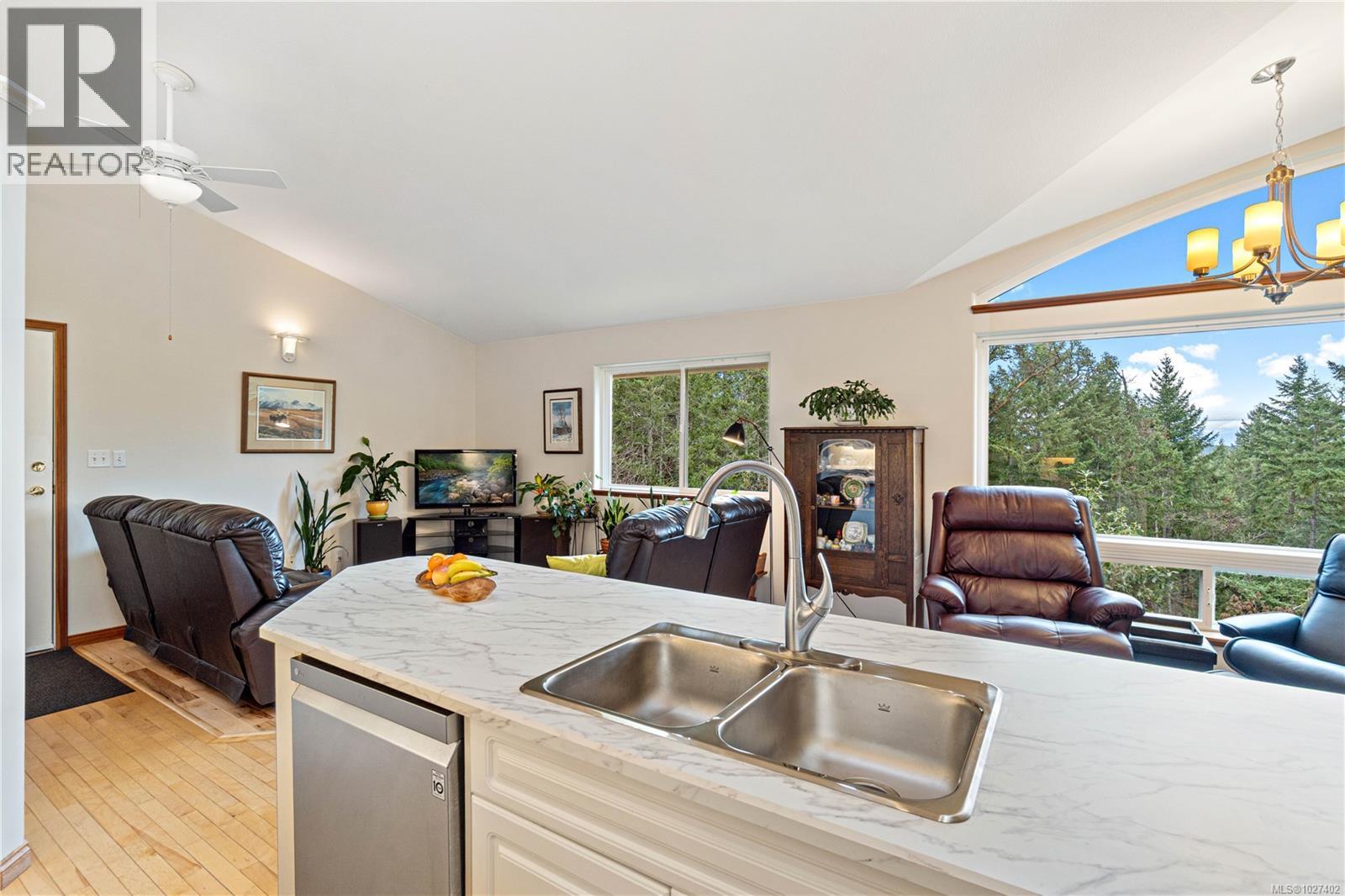 1990 Rena Rd, Nanoose Bay