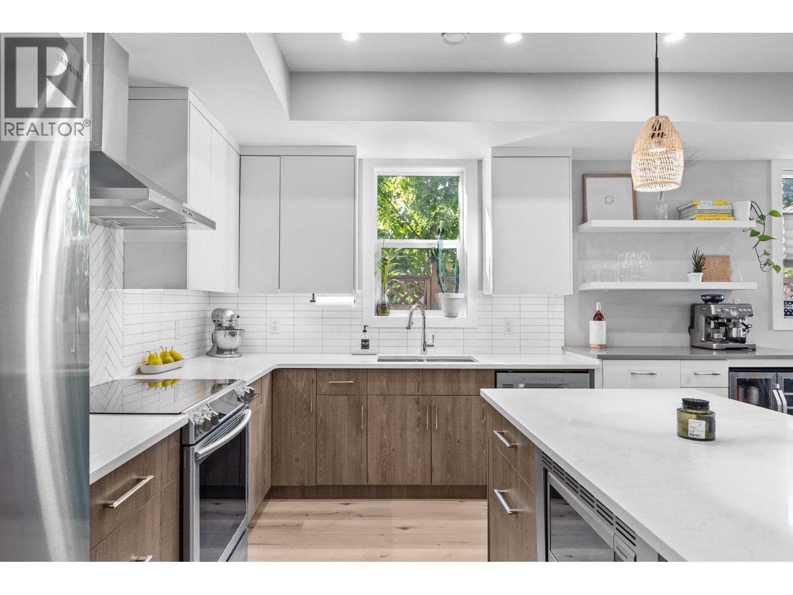 796 Cawston Avenue Unit# 3, Kelowna