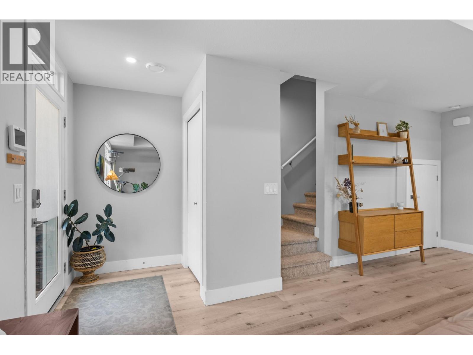 796 Cawston Avenue Unit# 3, Kelowna