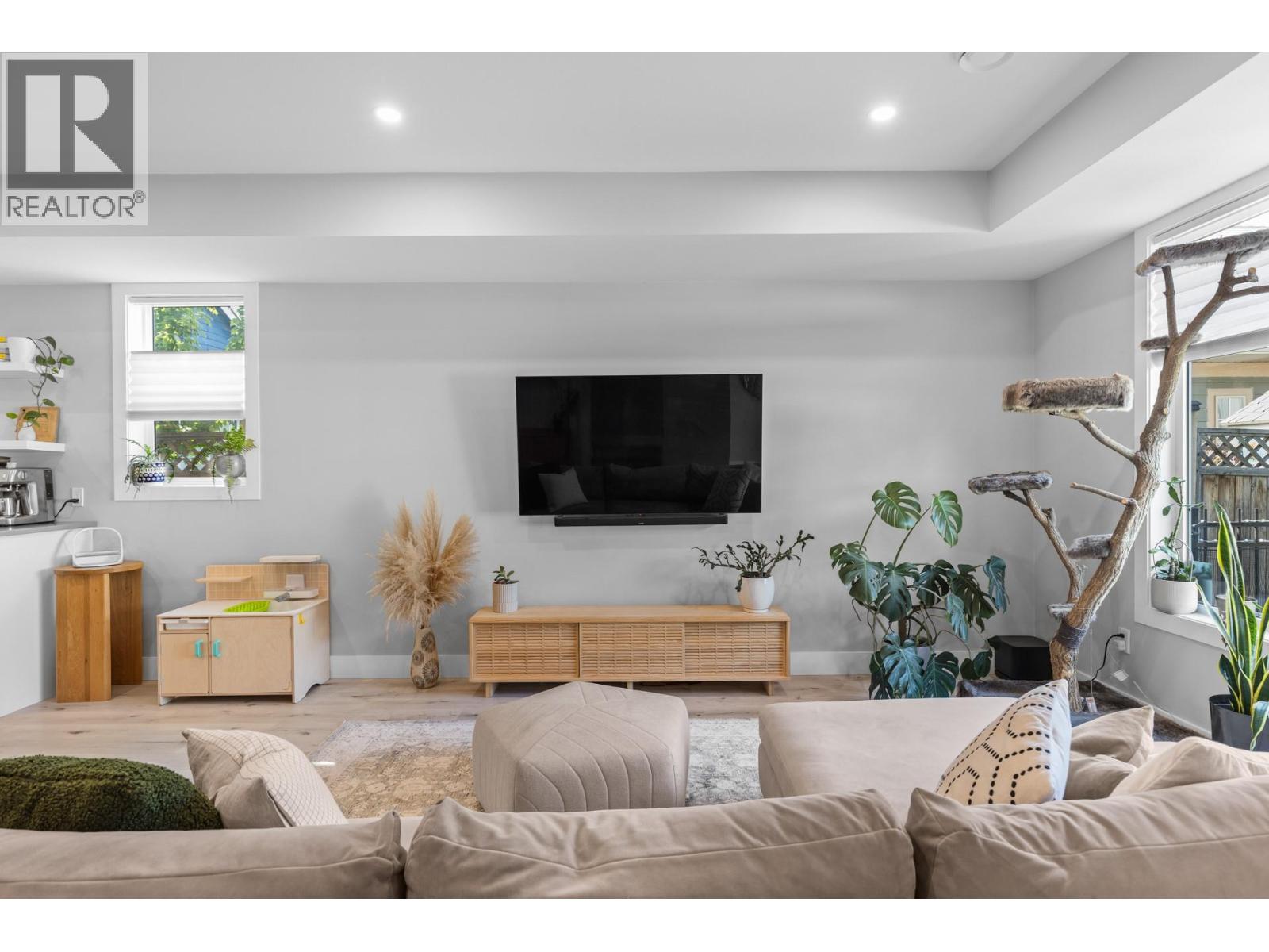 796 Cawston Avenue Unit# 3, Kelowna