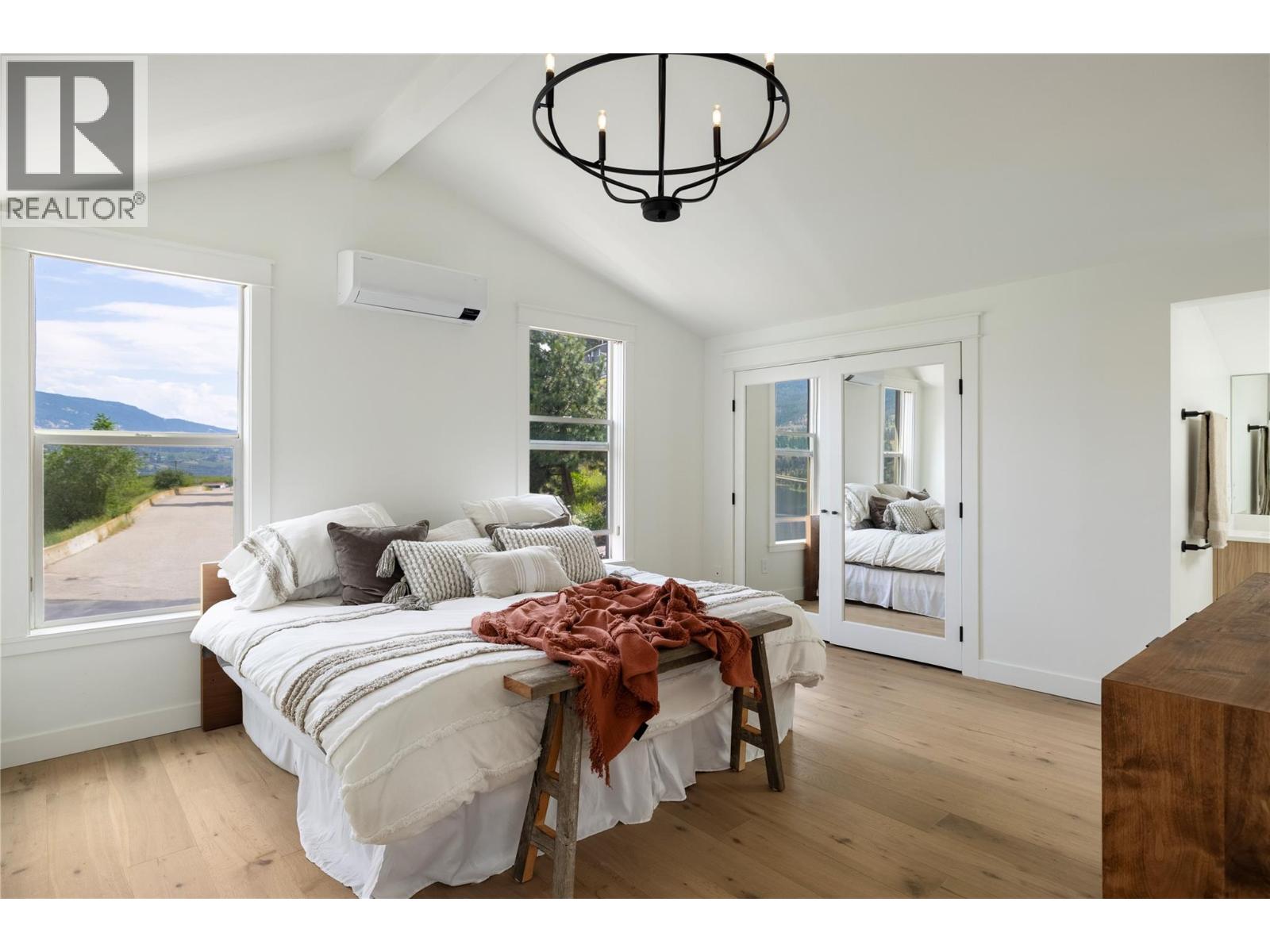 16904 Gatzke Road, Lake Country