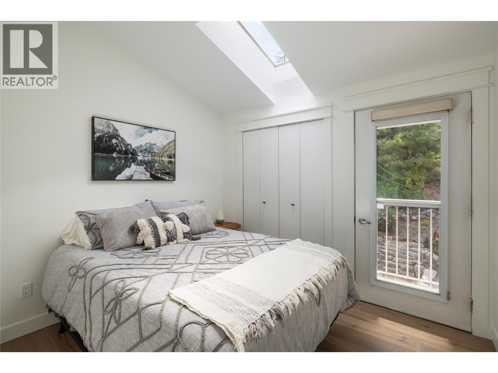 16904 Gatzke Road, Lake Country