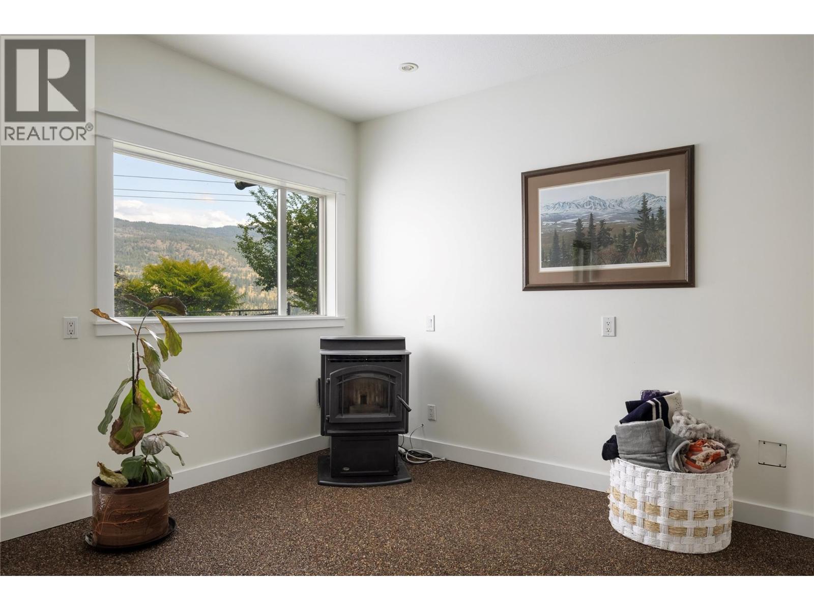 16904 Gatzke Road, Lake Country