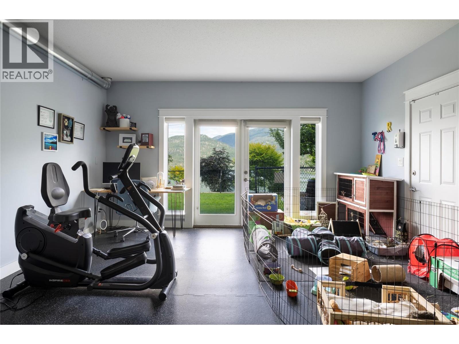 16904 Gatzke Road, Lake Country