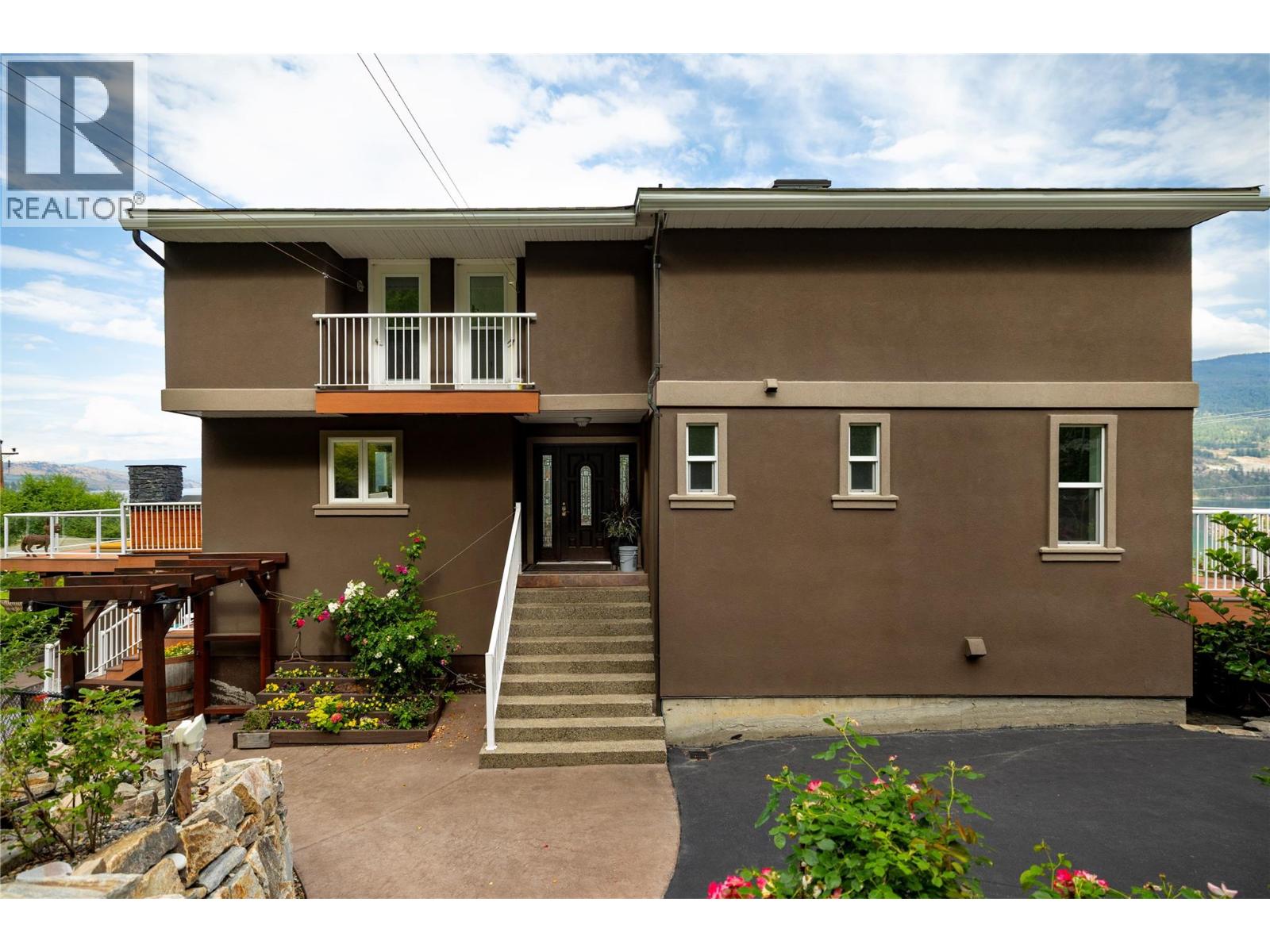 16904 Gatzke Road, Lake Country