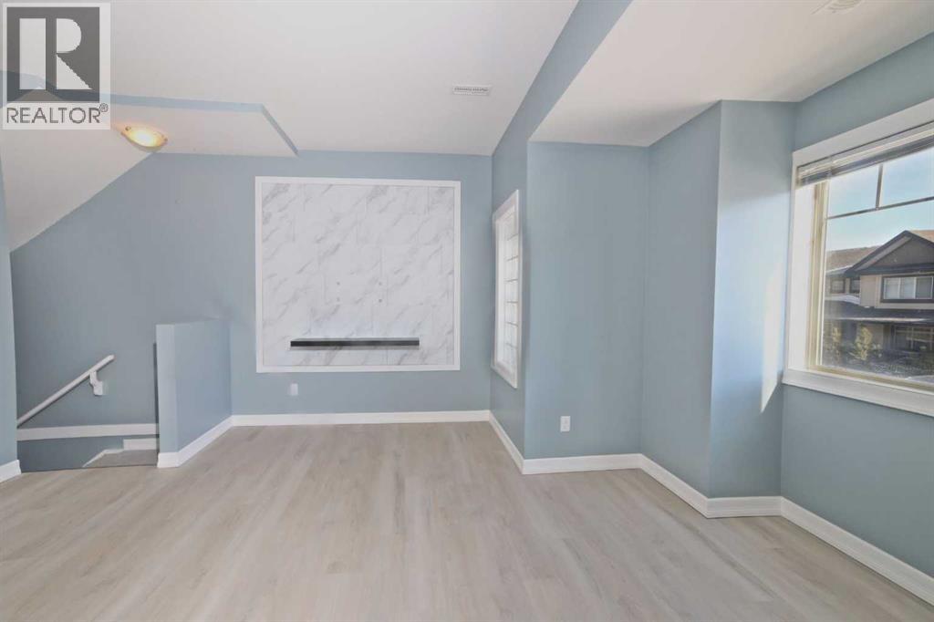 Single Family House for Sale in   Copperpond Common SE Copperfield Calgary 