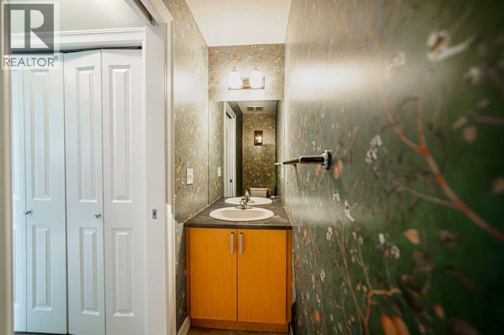 Single Family House for Sale in   Copperpond Common SE Copperfield Calgary 