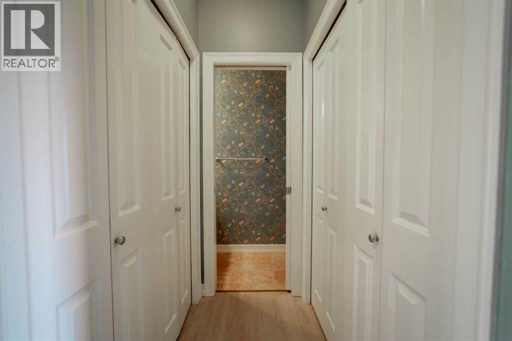 Single Family House for Sale in   Copperpond Common SE Copperfield Calgary 