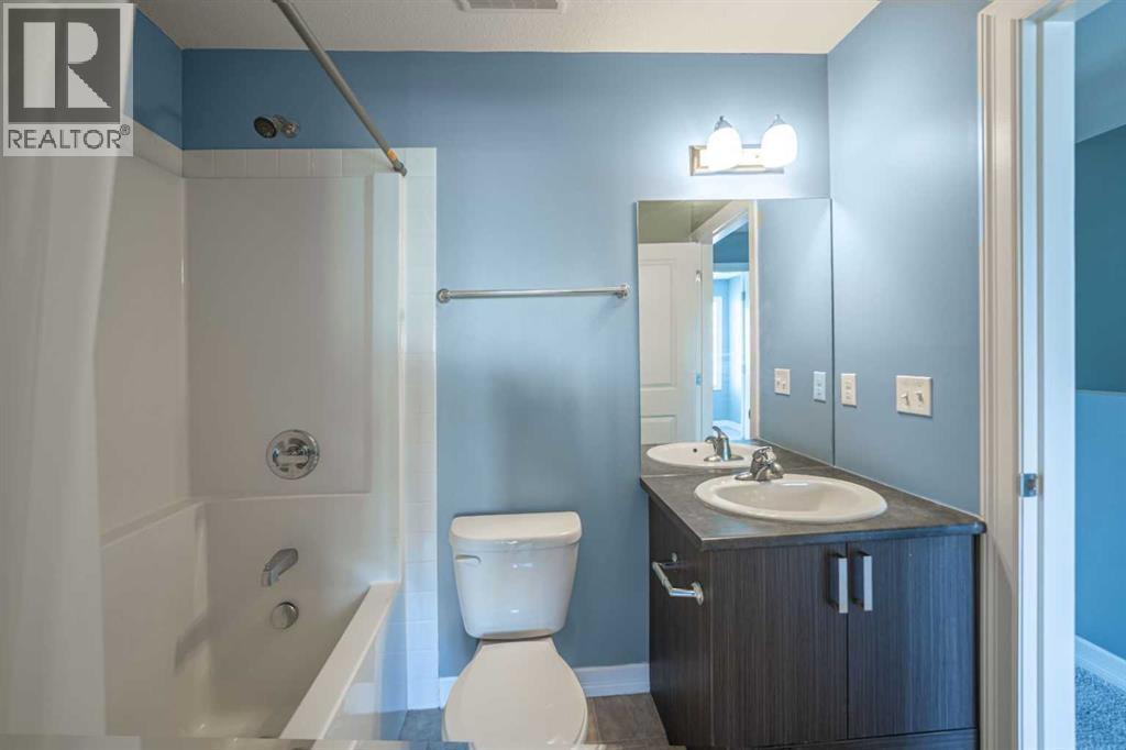 Single Family House for Sale in   Copperpond Common SE Copperfield Calgary 