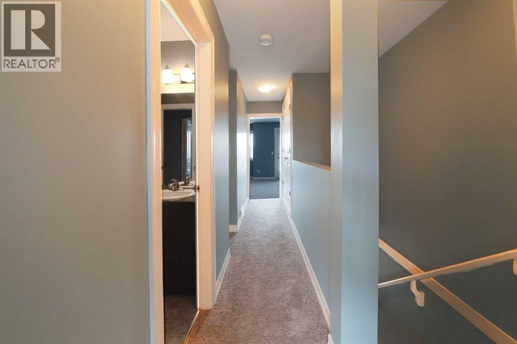 Single Family House for Sale in   Copperpond Common SE Copperfield Calgary 