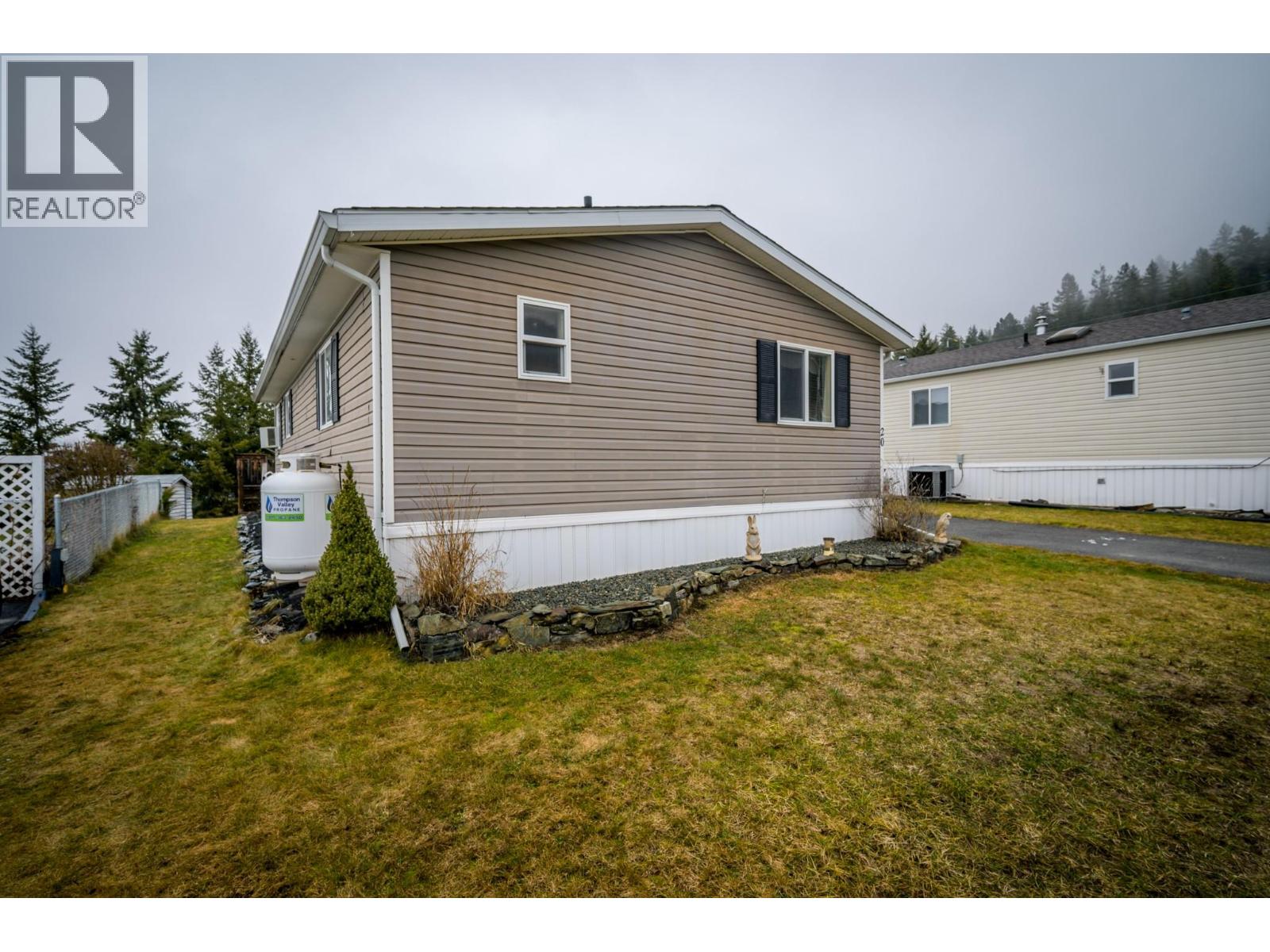 #20 4510 POWER ROAD - 12